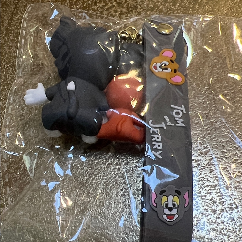 #1176+Tom and Jerry Keychain with Gray Strap 50+ Years Announcement - Picture 3 of 12